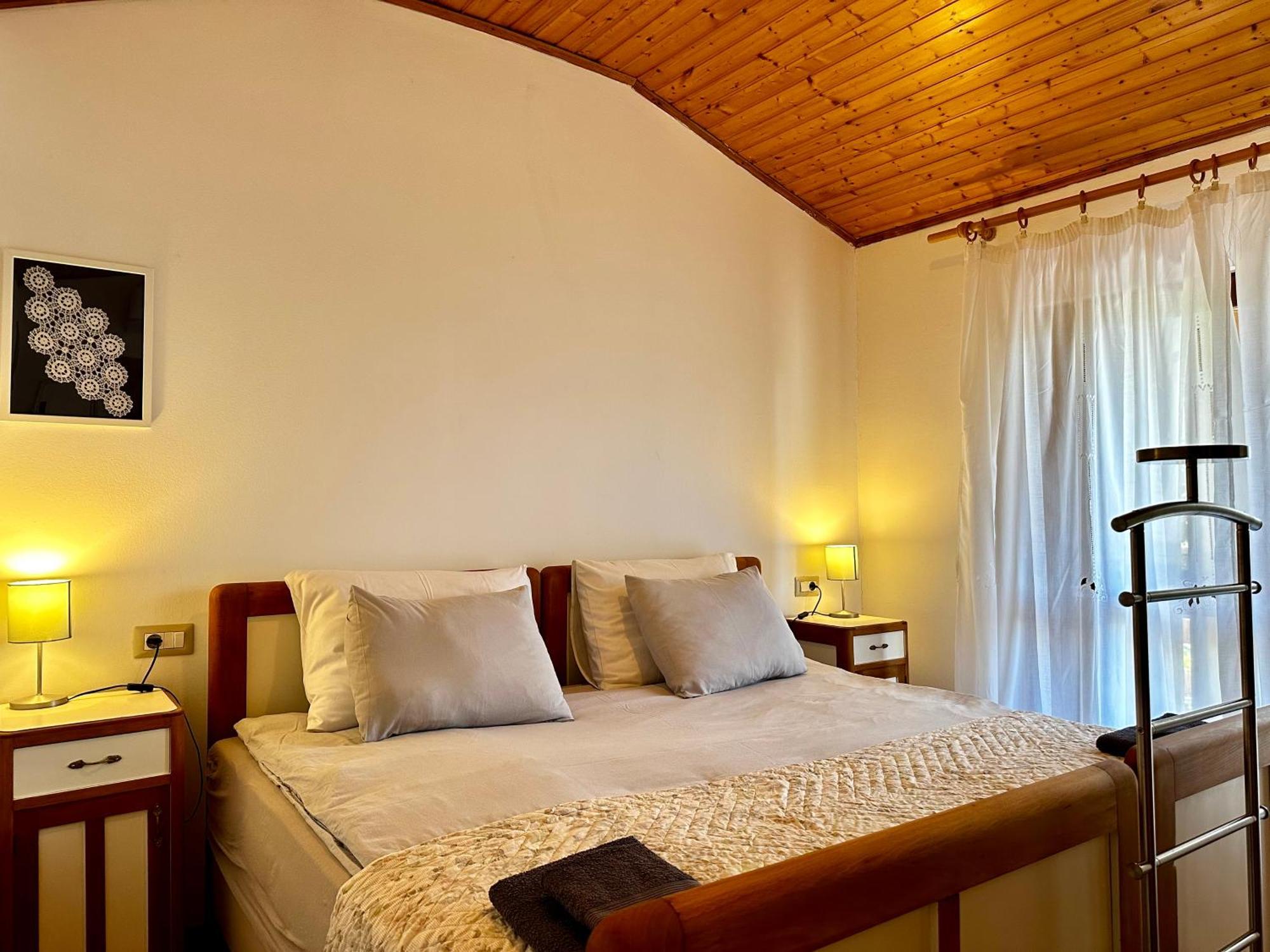 Casa Rustica Apartment Buici  ภายนอก รูปภาพ