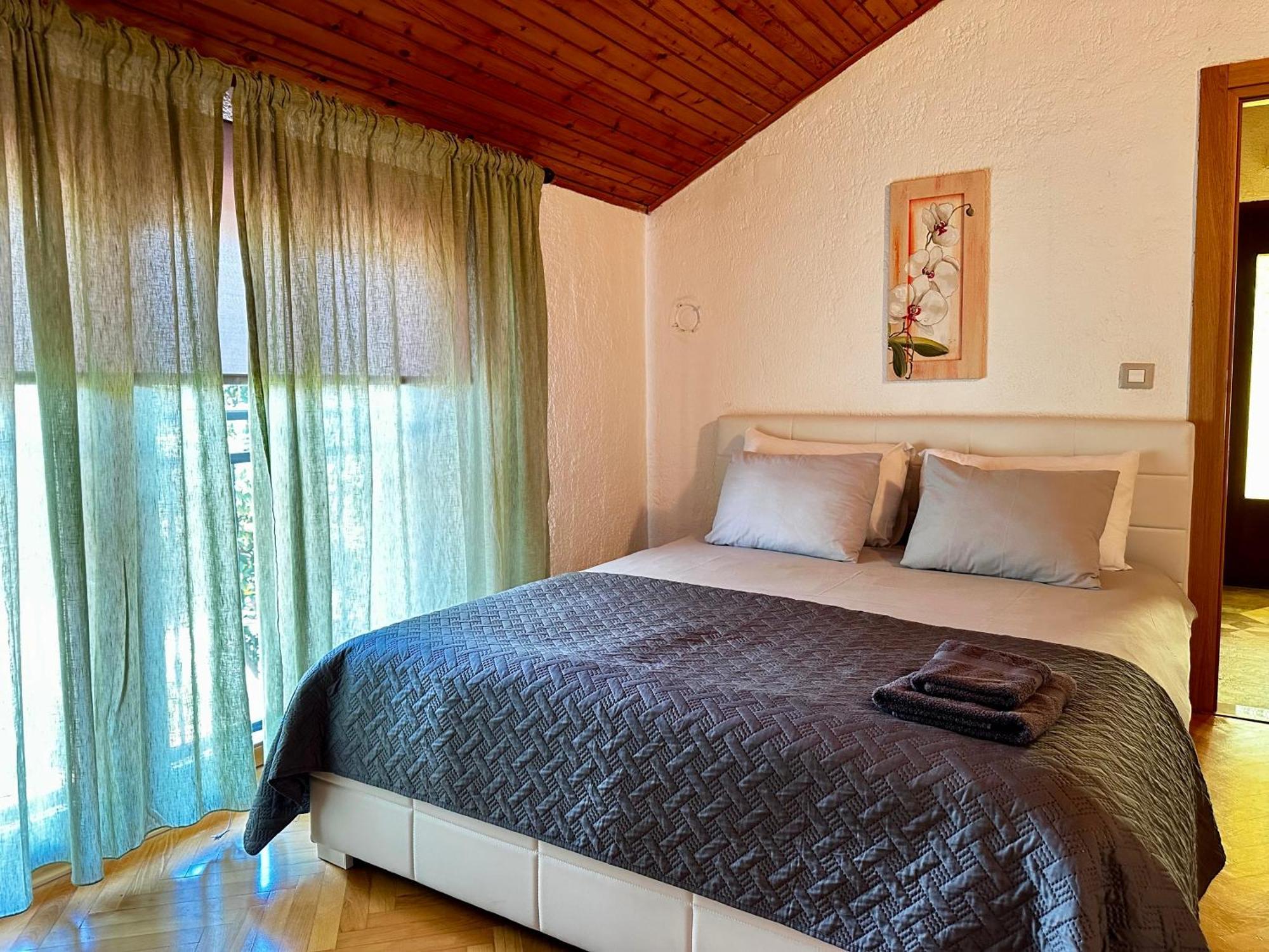 Casa Rustica Apartment Buici  ภายนอก รูปภาพ